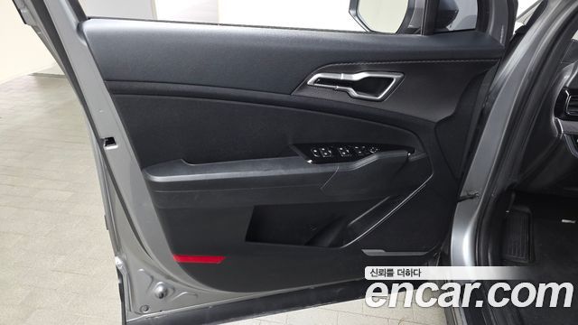 Kia Sportage 2022 — photo 14