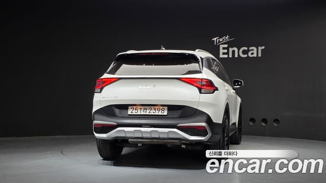 Kia Sportage 2023 — photo 4