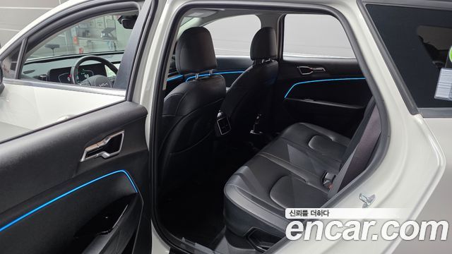 Kia Sportage 2023 — photo 25