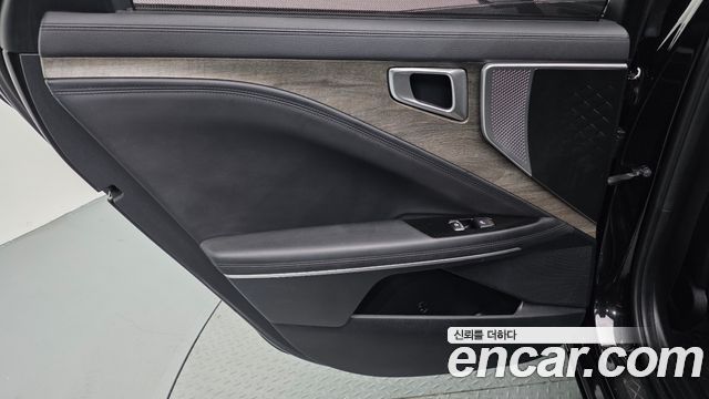 Kia K8 2022 — photo 15