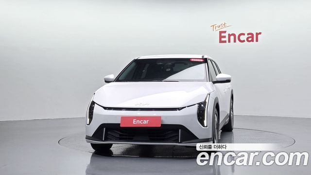 Kia EV4 2026 — photo 3