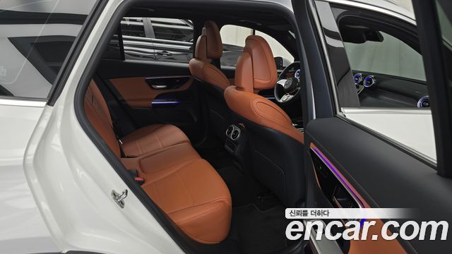 Mercedes-Benz GLC-Class 2026 — photo 17