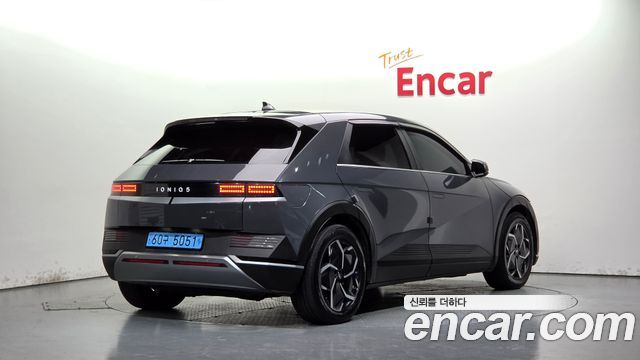 Hyundai Ioniq5 2023 — photo 2