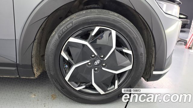 Hyundai Ioniq5 2023 — photo 5