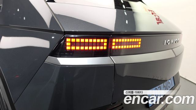 Hyundai Ioniq5 2023 — photo 9