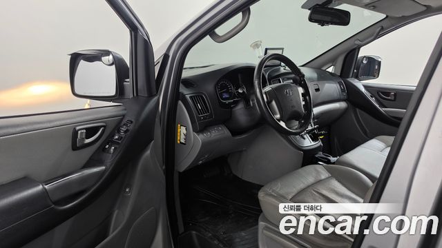 Hyundai Starex 2018 — photo 10
