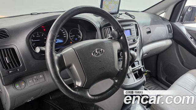 Hyundai Starex 2018 — photo 15