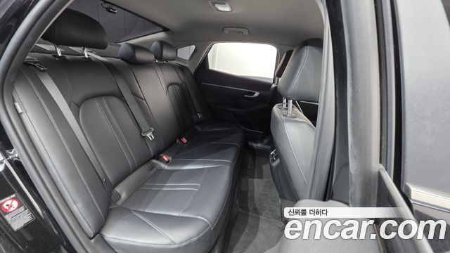 Hyundai Sonata 2021 — photo 19