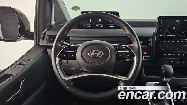 Hyundai Staria 2023 — photo 19