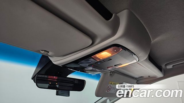 Hyundai Staria 2023 — photo 21