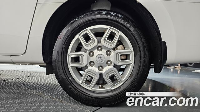 Hyundai Staria 2023 — photo 7
