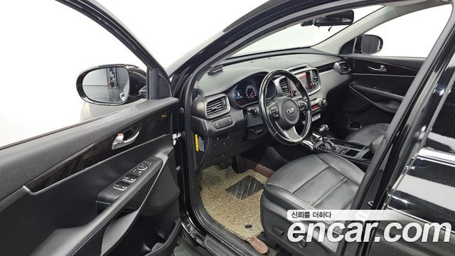 Kia Sorento 2016 — photo 12