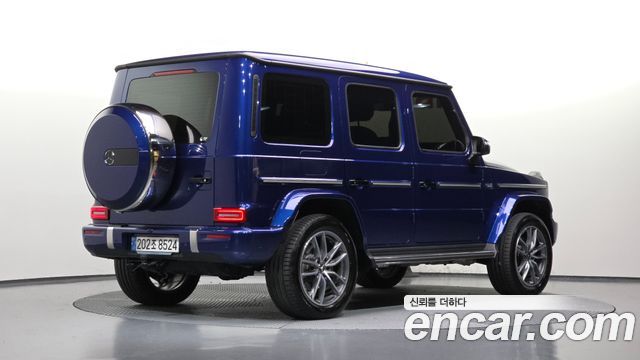 Mercedes-Benz G-Class 2025 — photo 2