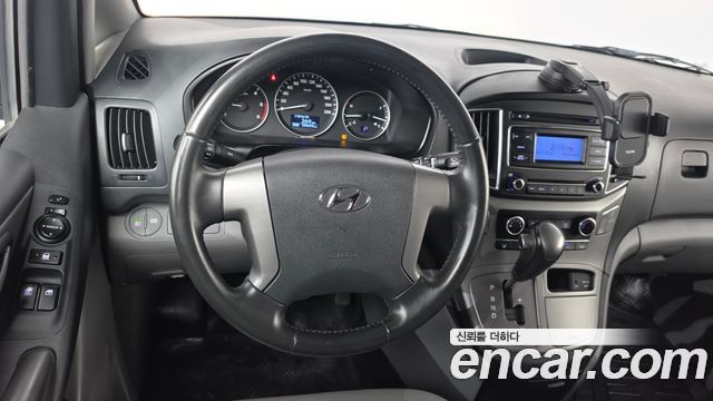 Hyundai Starex 2020 — photo 13