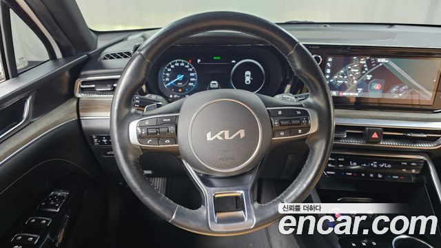 Kia K5 2022 — photo 19