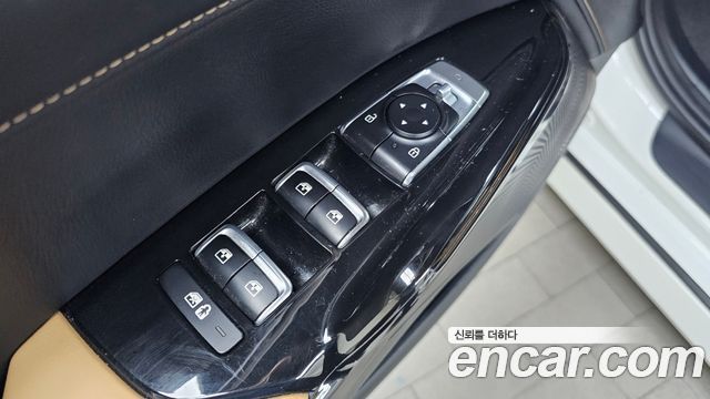 Kia K5 2022 — photo 28