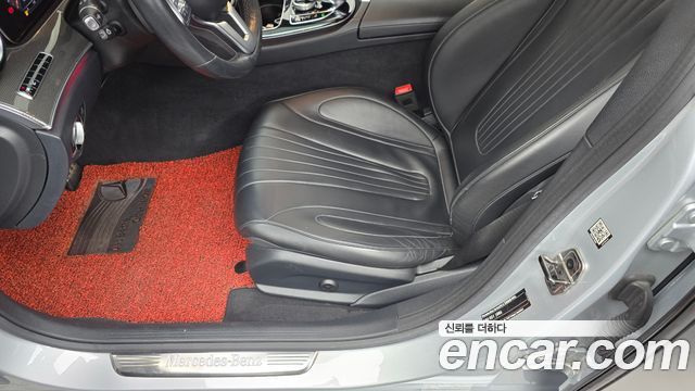 Mercedes-Benz CLS-Class 2020 — photo 24