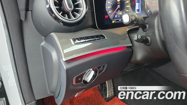 Mercedes-Benz CLS-Class 2020 — photo 26