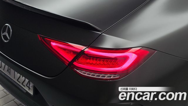Mercedes-Benz CLS-Class 2020 — photo 9