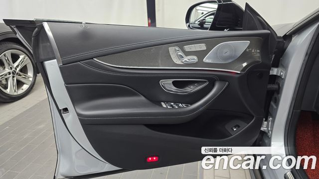 Mercedes-Benz CLS-Class 2020 — photo 14