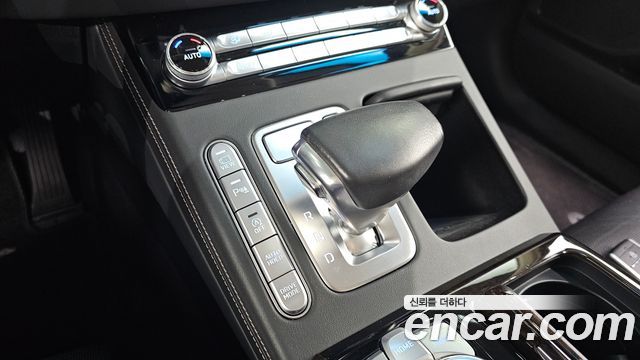 Genesis G90 2020 — photo 12