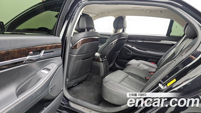 Genesis G90 2020 — photo 18