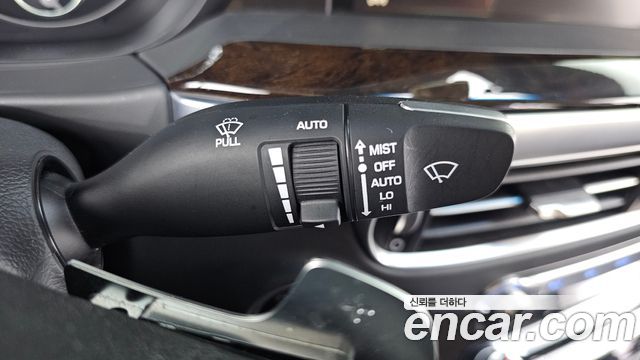 Genesis G90 2020 — photo 26