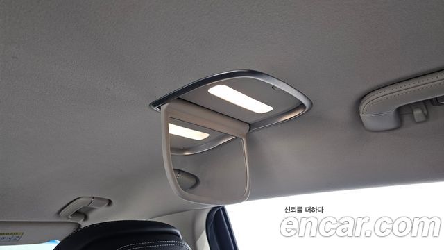 Genesis G90 2020 — photo 34
