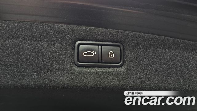 Genesis G90 2020 — photo 35