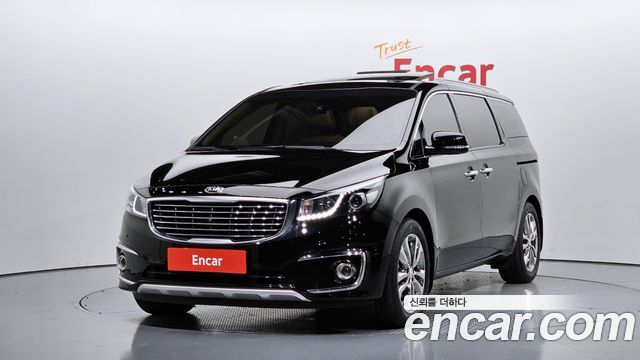 Kia Canival 2018 — photo 1