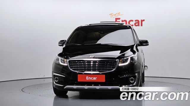 Kia Canival 2018 — photo 3