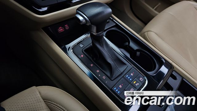 Kia Canival 2018 — photo 9