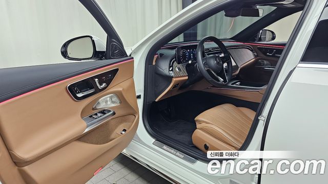 Mercedes-Benz E-Class 2024 — photo 13