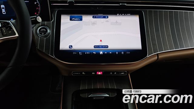 Mercedes-Benz E-Class 2024 — photo 18
