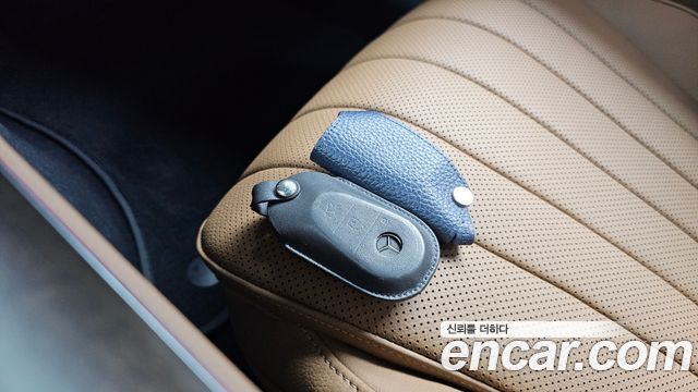 Mercedes-Benz E-Class 2024 — photo 21