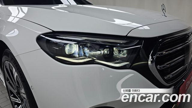Mercedes-Benz E-Class 2024 — photo 8