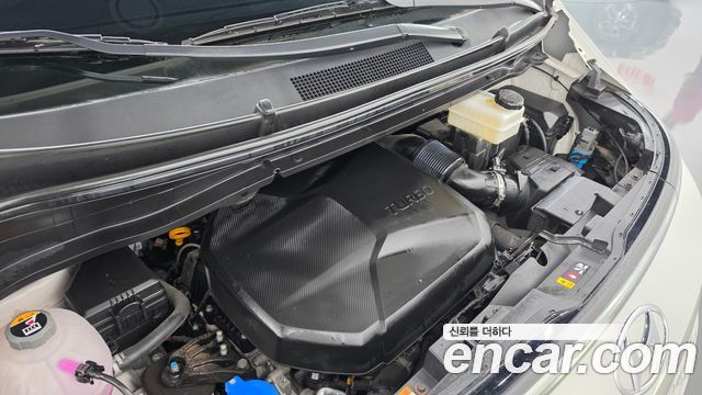 Hyundai Staria 2023 — photo 6