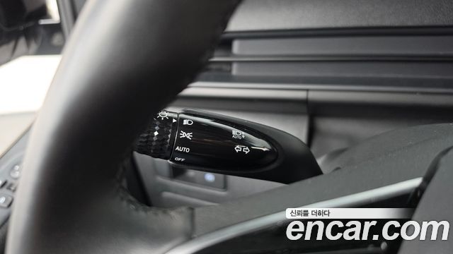 Hyundai Staria 2023 — photo 27