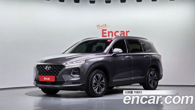 Hyundai Santafe 2019 — photo 1