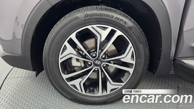 Hyundai Santafe 2019 — photo 5