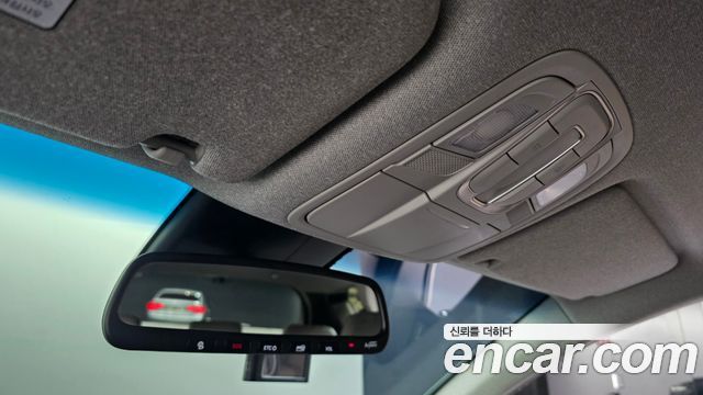 Hyundai Santafe 2019 — photo 18