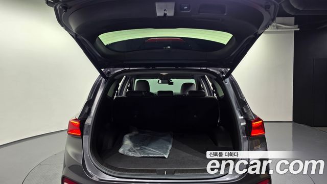Hyundai Santafe 2019 — photo 20