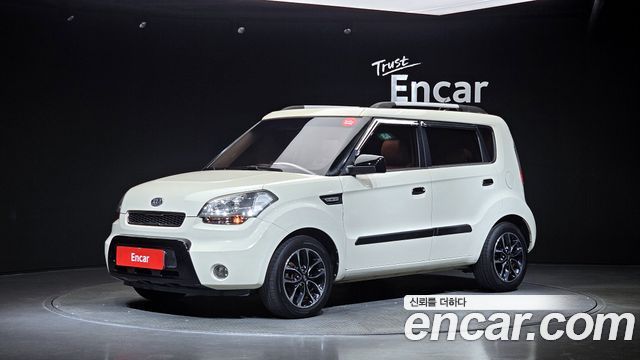 Kia Soul 2010 — photo 1
