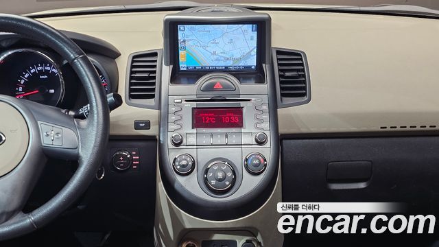 Kia Soul 2010 — photo 14