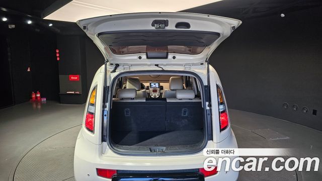 Kia Soul 2010 — photo 20