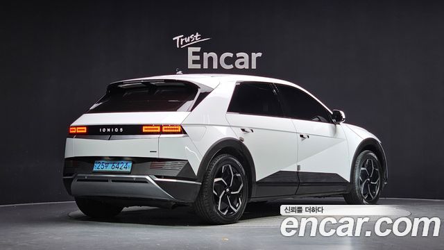 Hyundai Ioniq5 2022 — photo 2