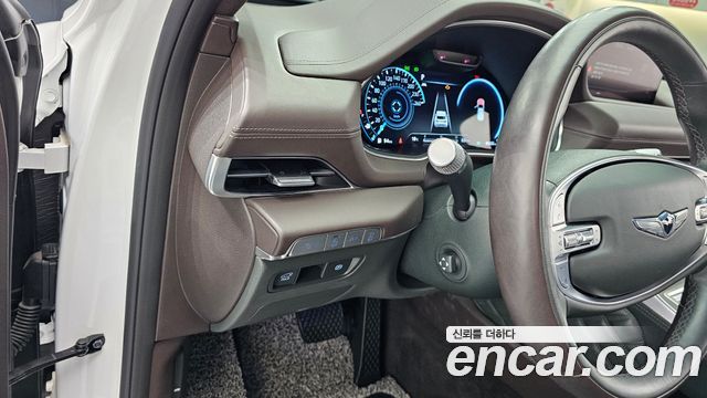 Genesis GV80 2020 — photo 17