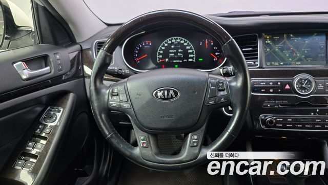 Kia K7 2014 — photo 19