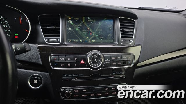 Kia K7 2014 — photo 20