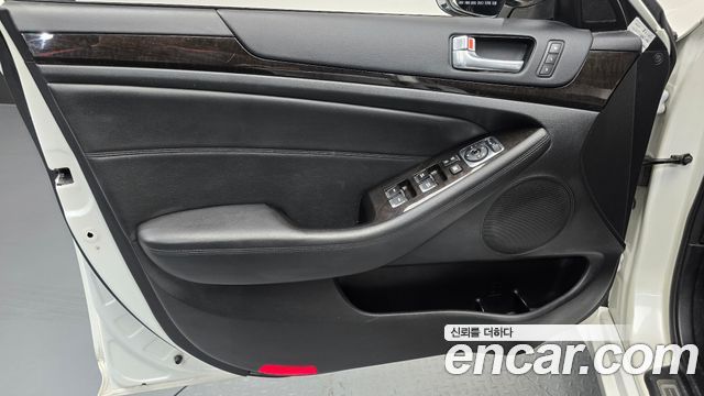 Kia K7 2014 — photo 14